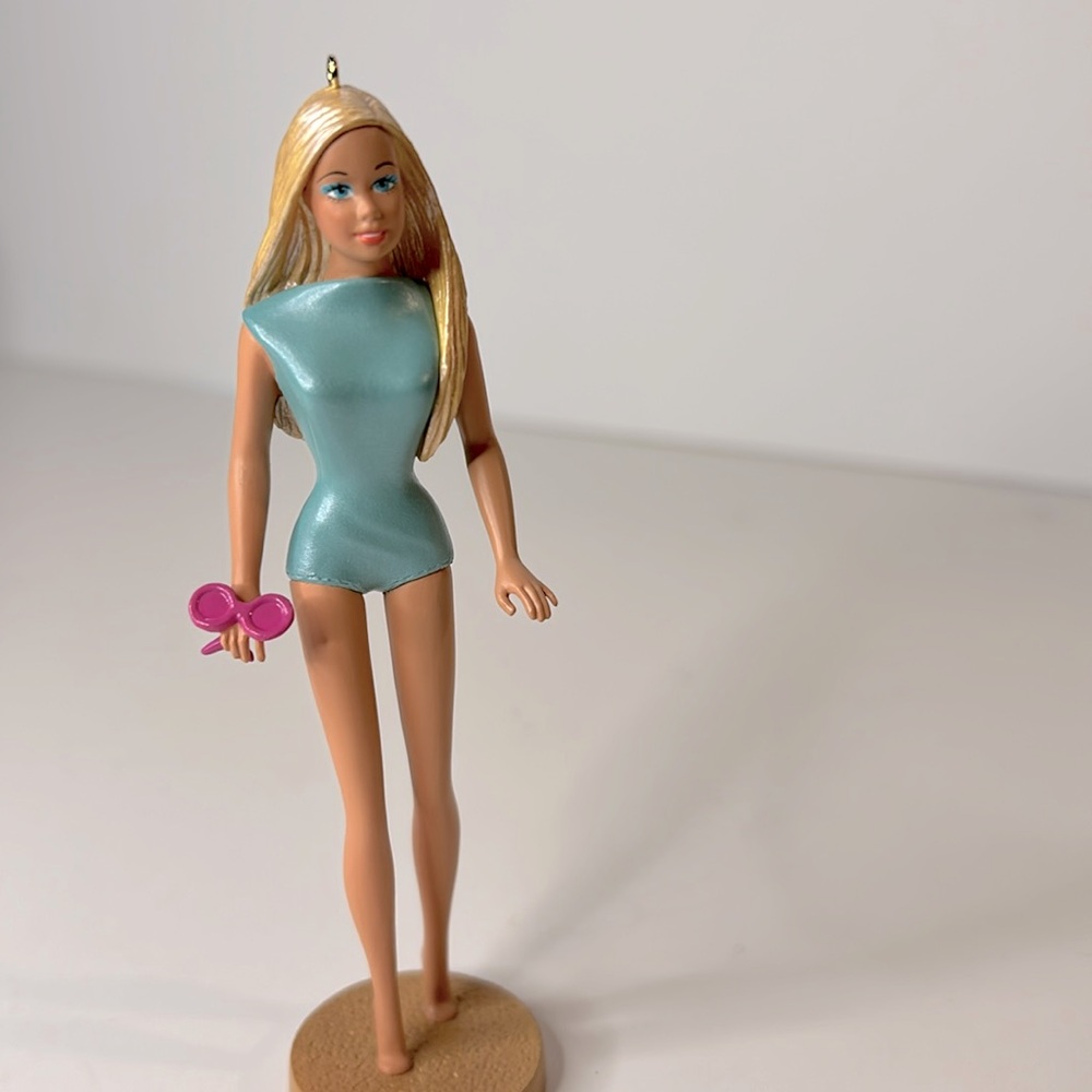 Hallmark Malibu Barbie Keepsake Ornament 2002